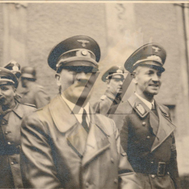 <a href="https://zakladnicazgodovine.si/product/maribor-fotografija-adolf-hitler-v-mariboru-april-1941/">Maribor – Fotografija Adolf Hitler v Mariboru – April 1941</a> Fotografije