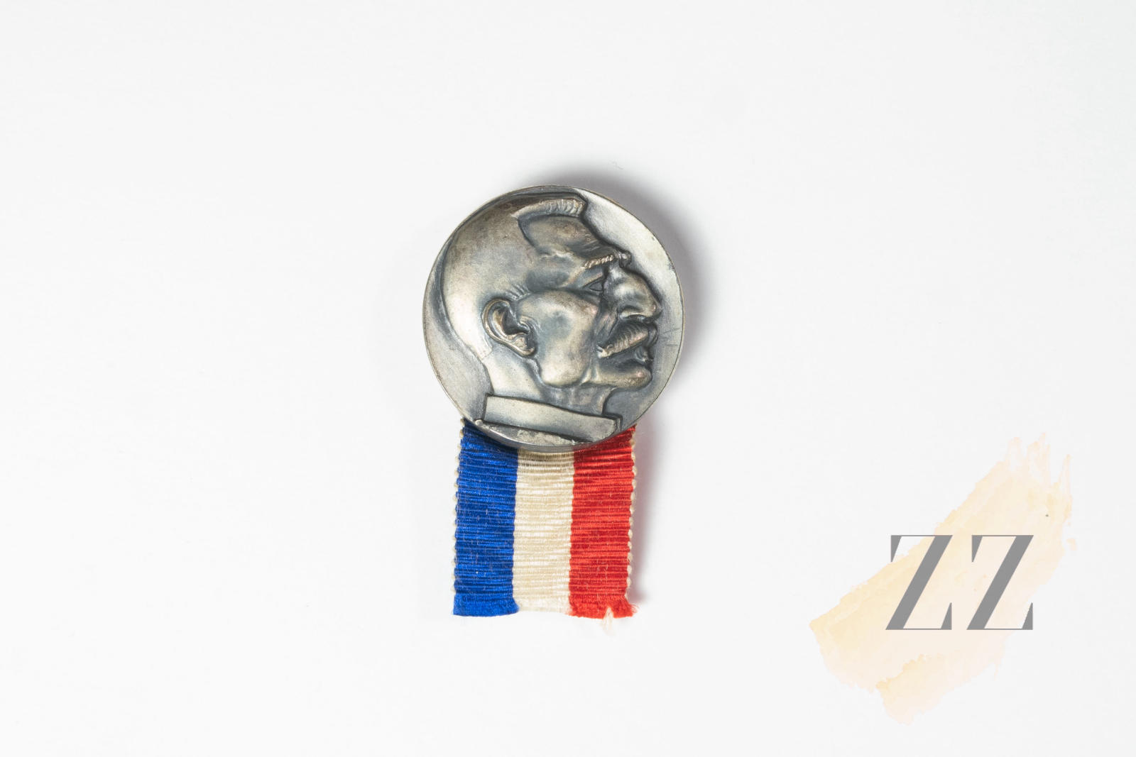 Značka: Odbor za postavitev spomenika Kralju Petru I, Ljubljana 1931 Civilne medalje in značke Značka: Odbor za postavitev spomenika Kralju Petru I, Ljubljana 1931 Civilne medalje in značke