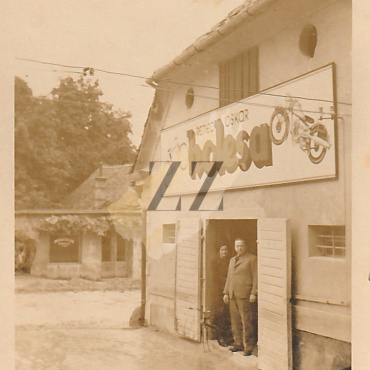 <a href="https://zakladnicazgodovine.si/product/ljubljana-delavnica-kolesa-oskar-remec/">Ljubljana: delavnica kolesa Oskar Remec</a> Fotografije