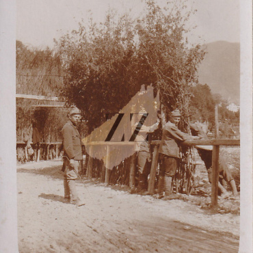 Tolmin: maskiranje ceste